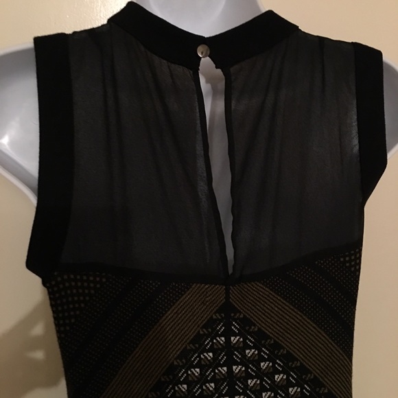 🔥RACHEL ROY ABSOLUTELY BEAUTIFUL SLITS BACK DOWN - Picture 3 of 5